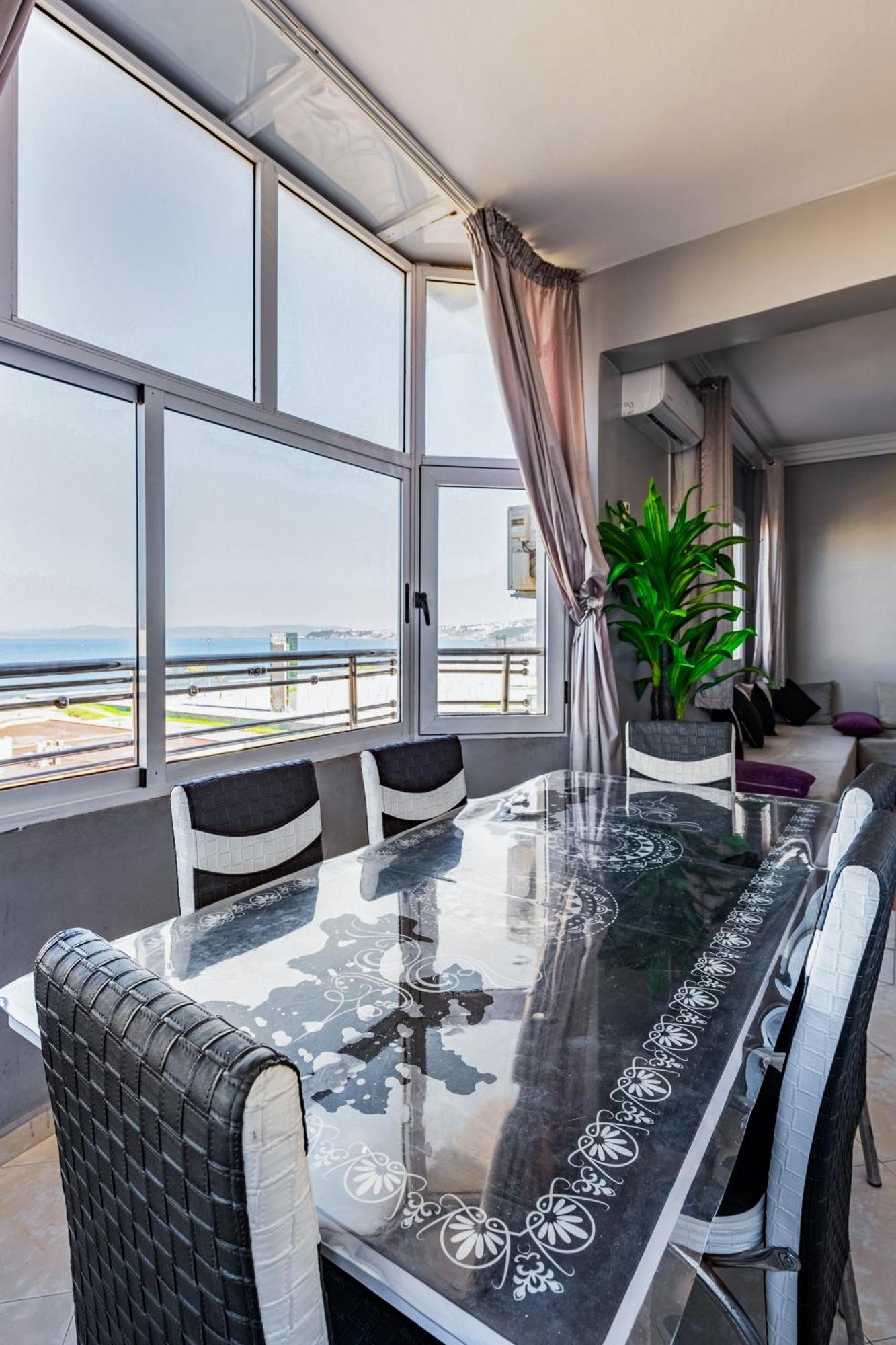 Oceanview Apartment With Stunning City View Tanger Extérieur photo